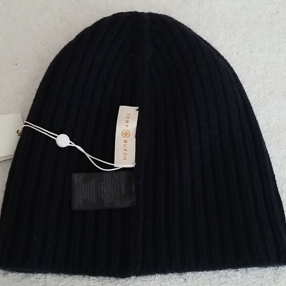 New Tory Burch Logo Merino Beanie - Picture 7 of 10